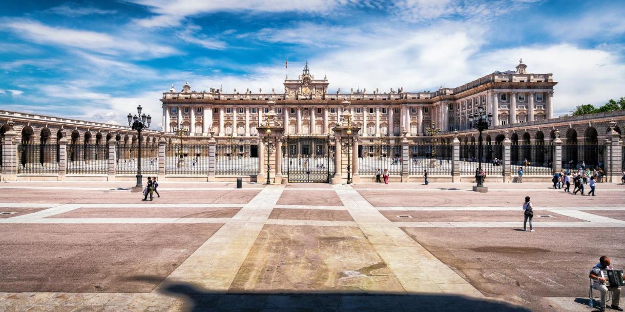 Puerta Del Sol Carretas Apartaments & Rooms Madrid Kültér fotó