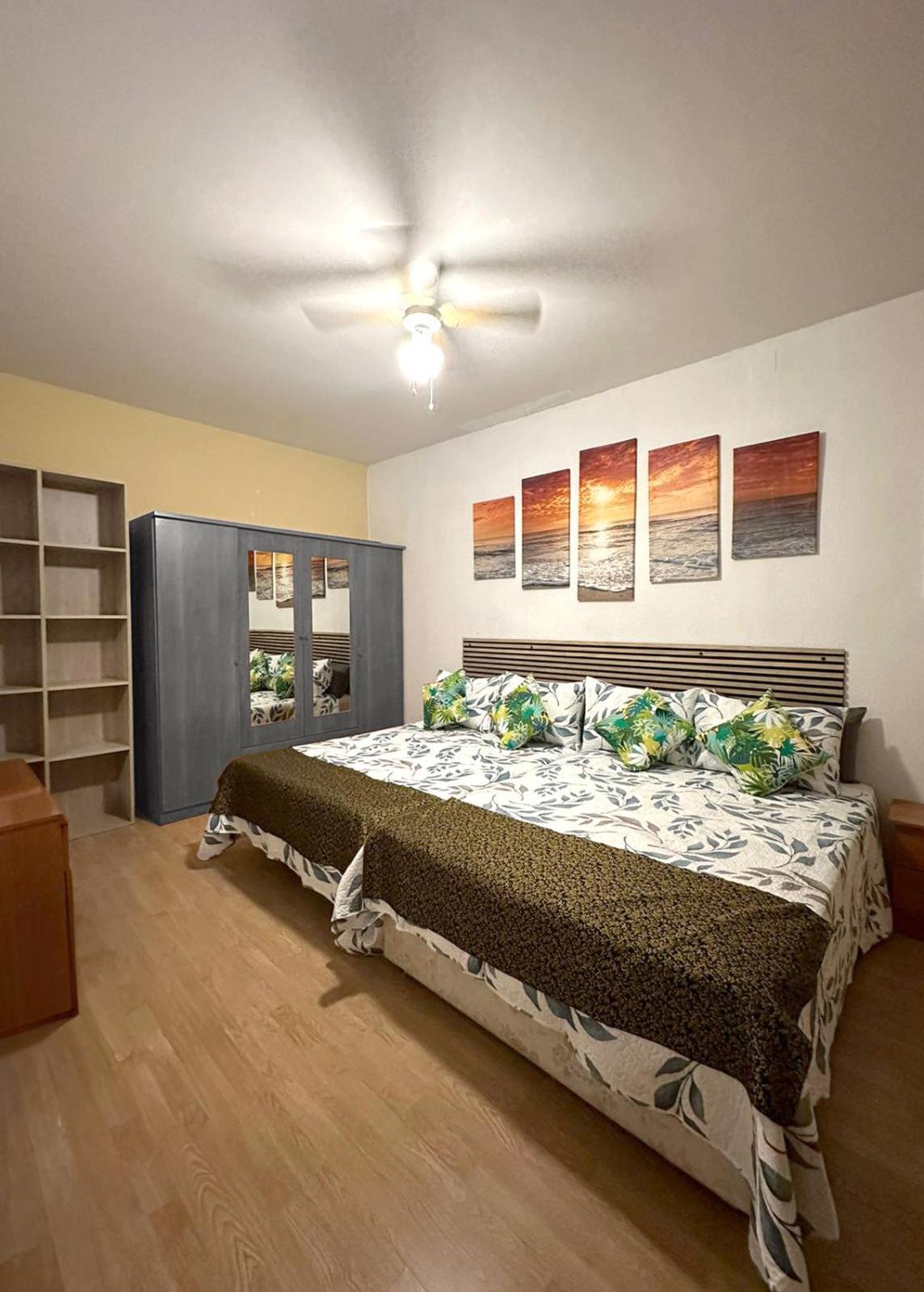 Puerta Del Sol Carretas Apartaments & Rooms Madrid Kültér fotó